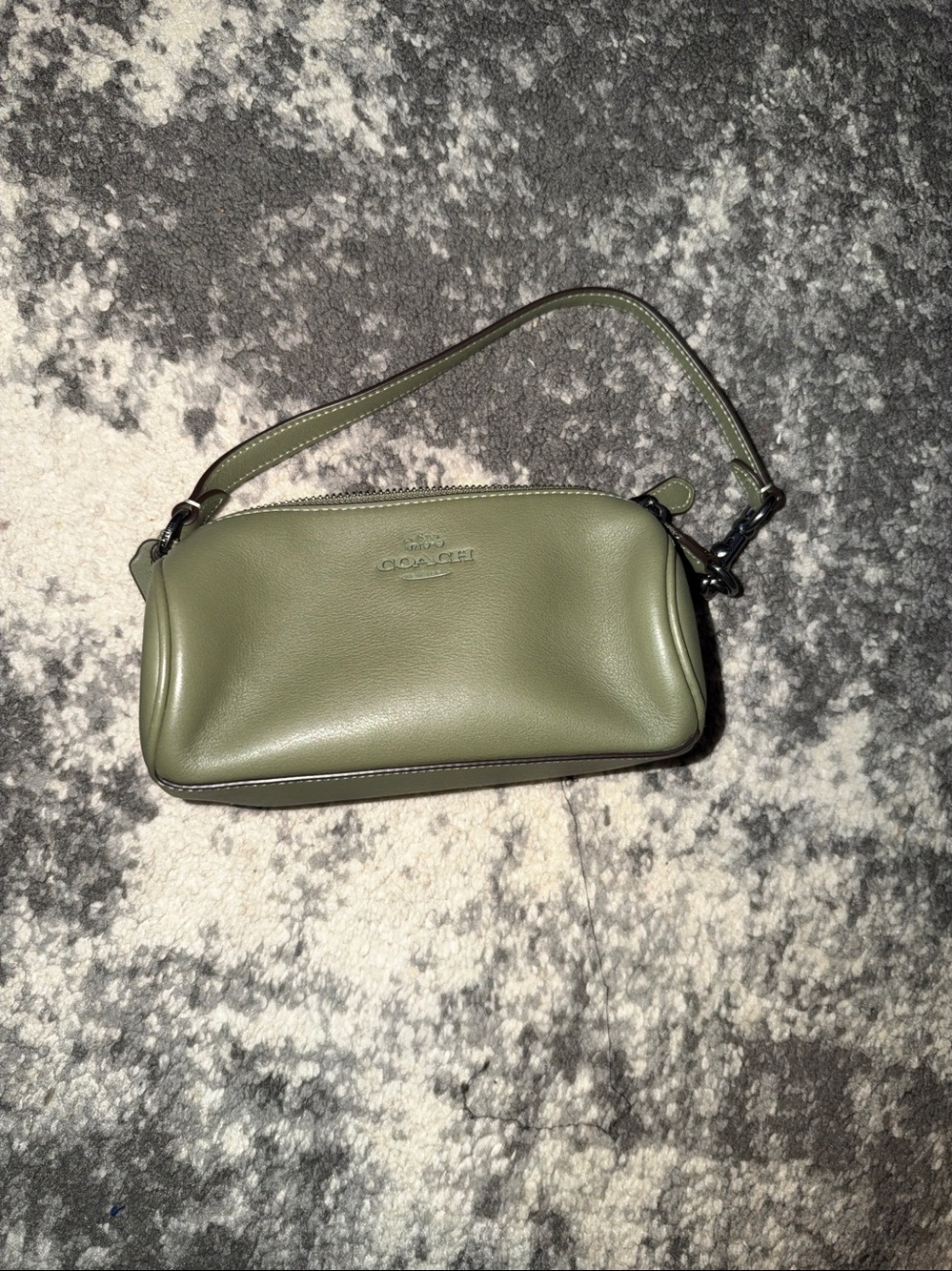 Coach Swinger Barrel Shoulder Bag in Army Green